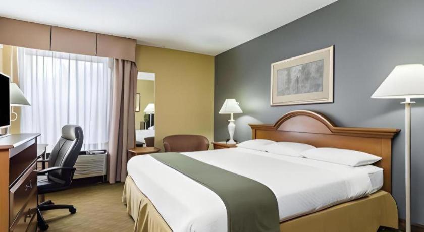 Days Inn By Wyndham Selma Esterno foto