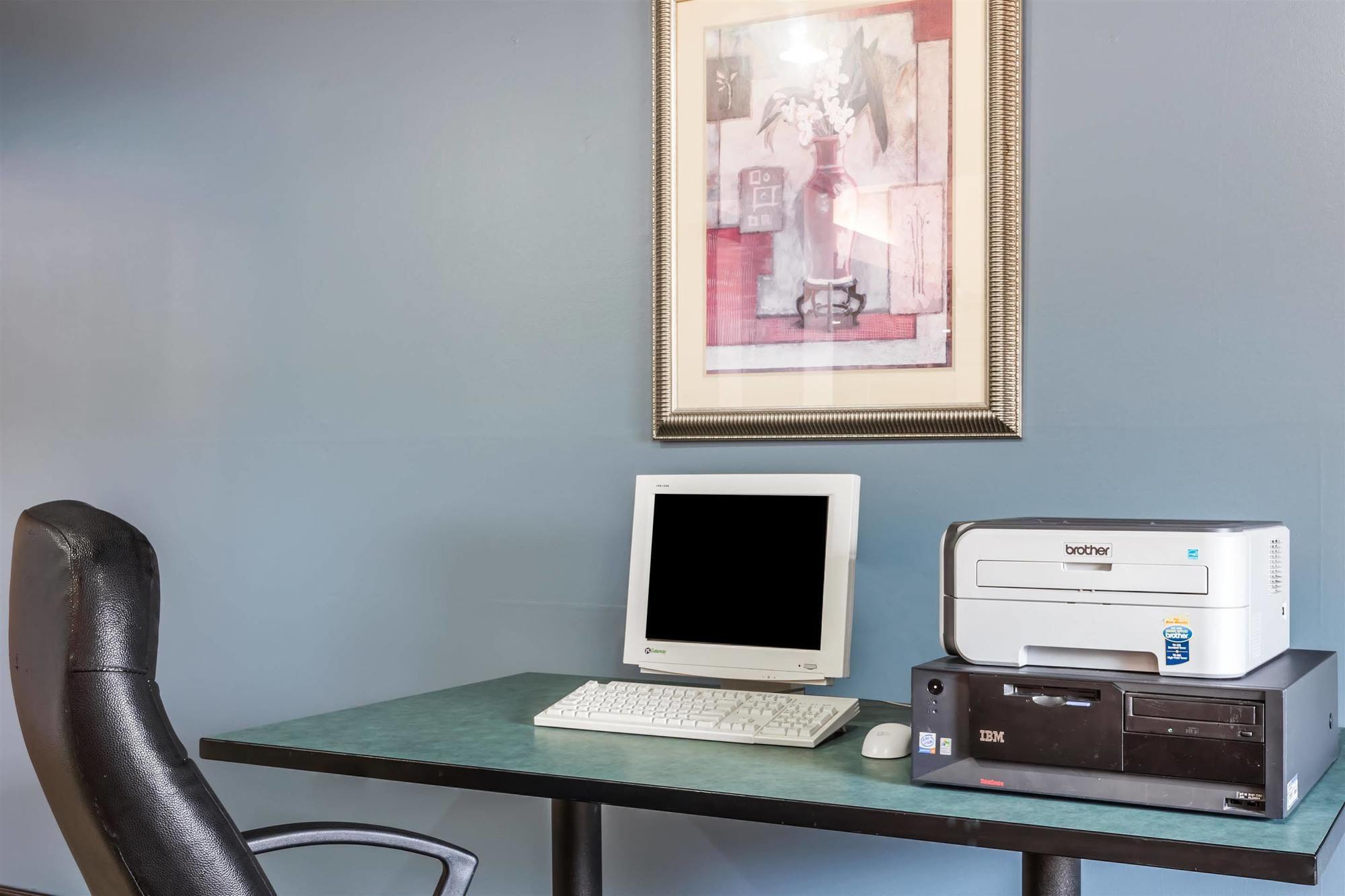 Days Inn By Wyndham Selma Esterno foto