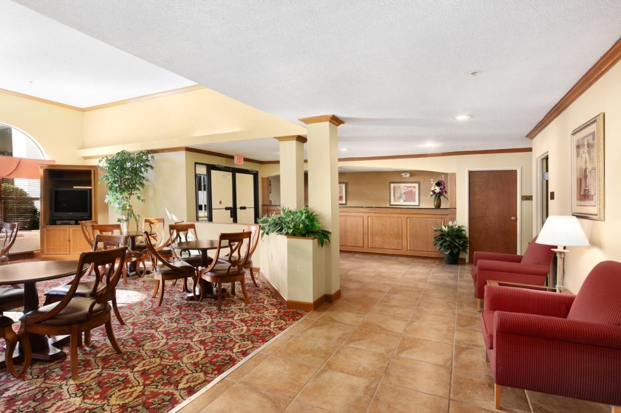 Days Inn By Wyndham Selma Interno foto
